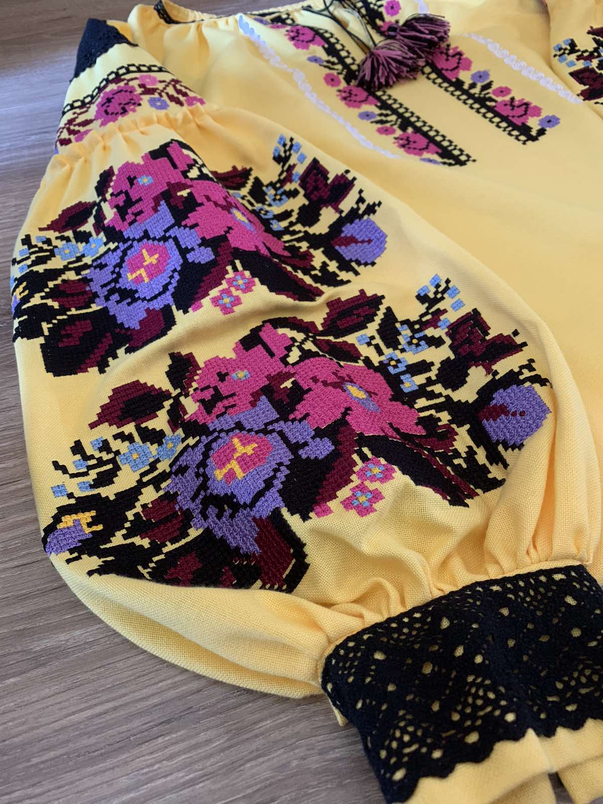 Жіноча вишиванка Сонячні Мрії (жовта) hover image