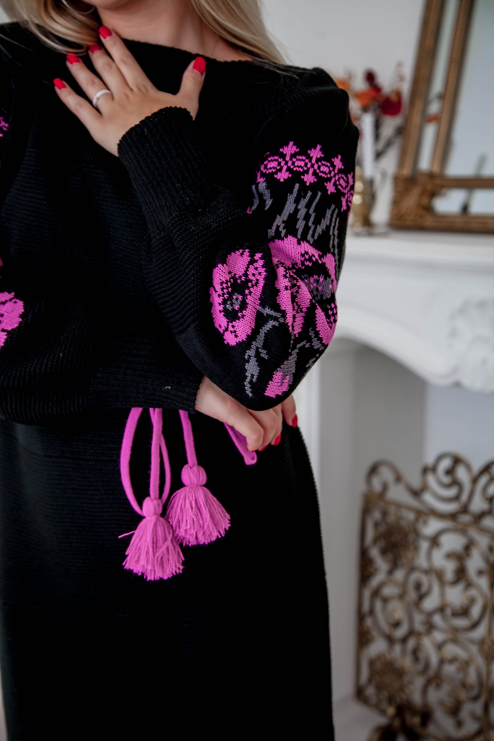 В’язана сукня Маки (чорно-рожева) hover image