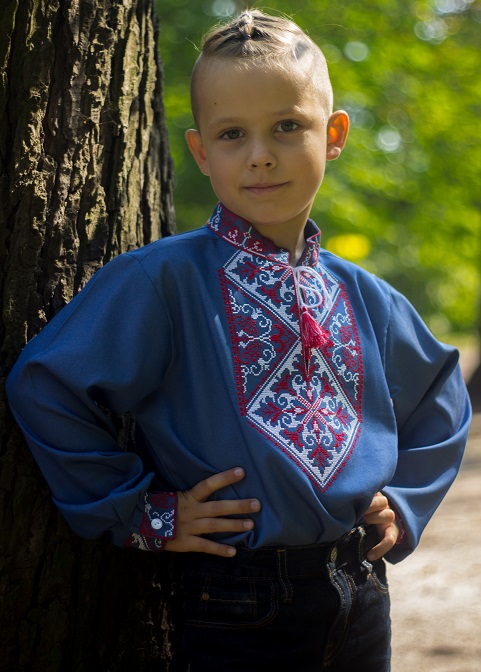 Дитяча вишиванка Говерла (блакитно-червона)