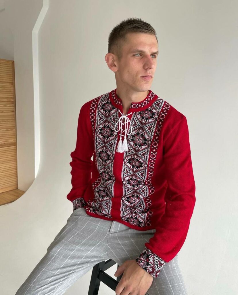 В'язана чоловіча вишиванка Газда (червона)