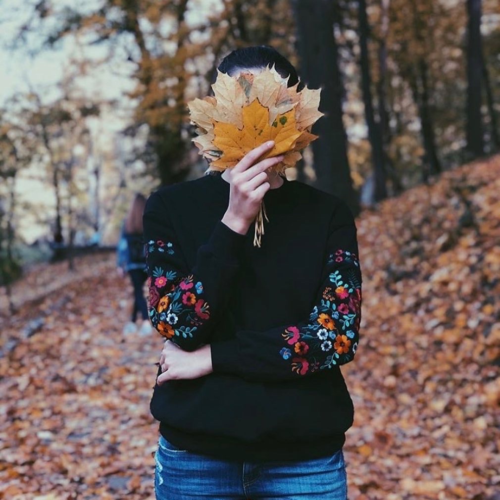 Світшот Магнолія (чорний) hover image