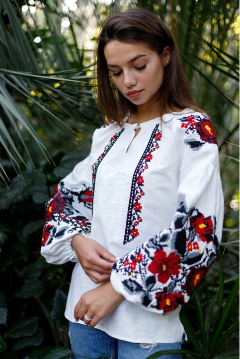 Вишиванка Анастасія (біло-червона)