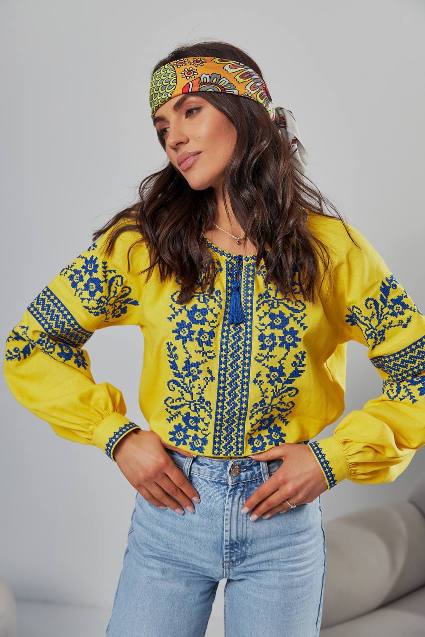 Жіноча вишиванка “Бандерівка” (жовто-блакитна)