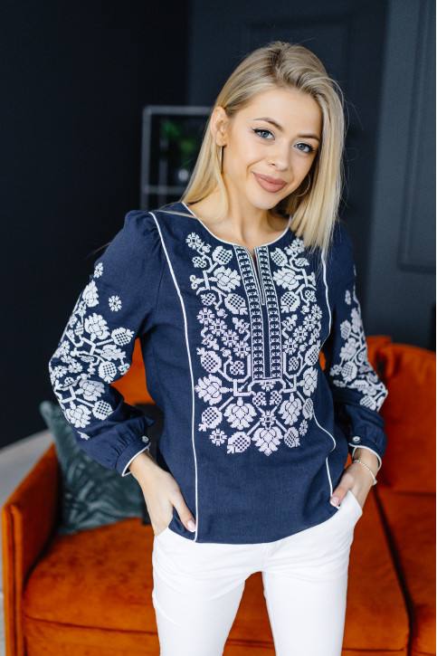 Жіноча вишиванка Влада (темно-синя)