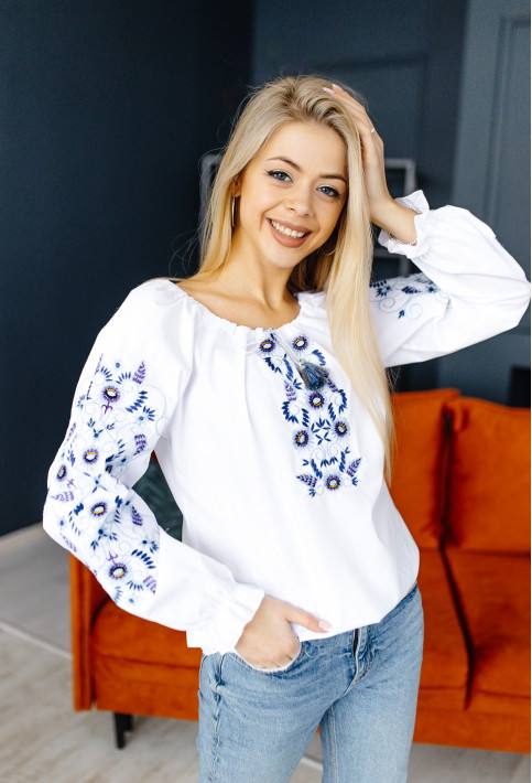 Жіноча вишиванка Вінок( біло-синя)