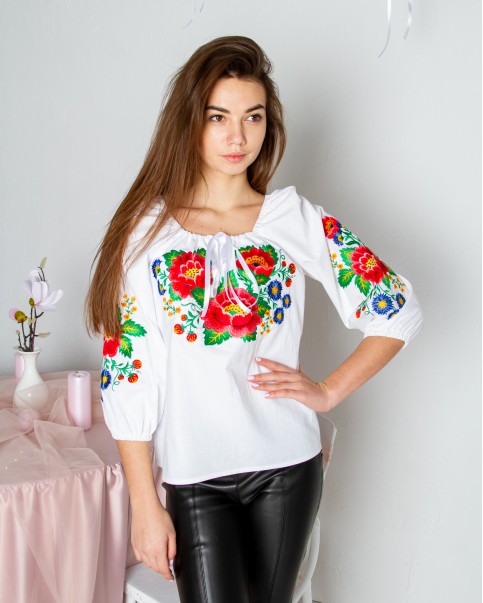 Жіноча вишиванка Галіція (біла) hover image