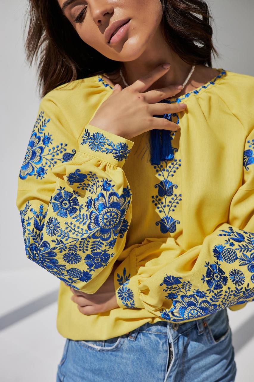 Жіноча вишиванка Квітана (Жовта) hover image