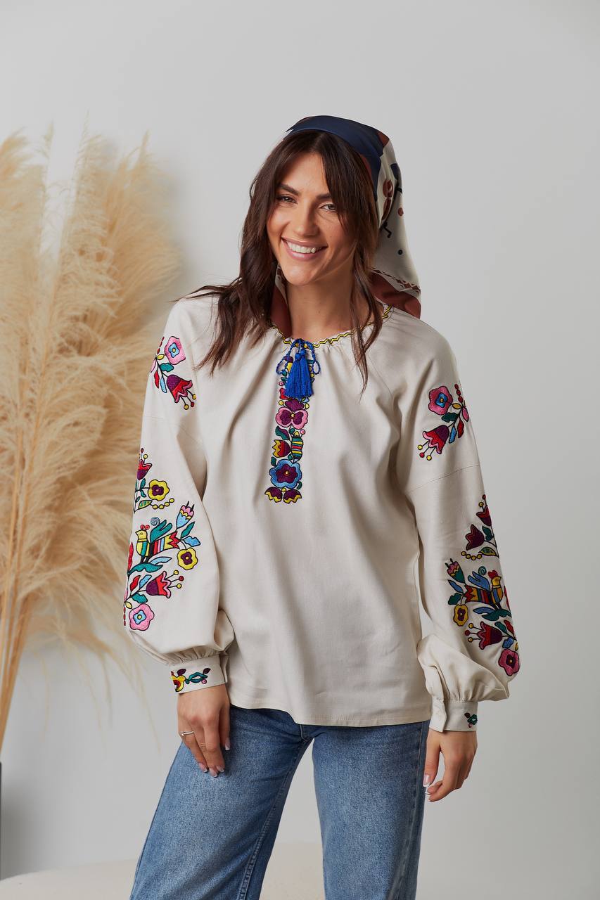Жіноча вишиванка Гуцулка (бежева)