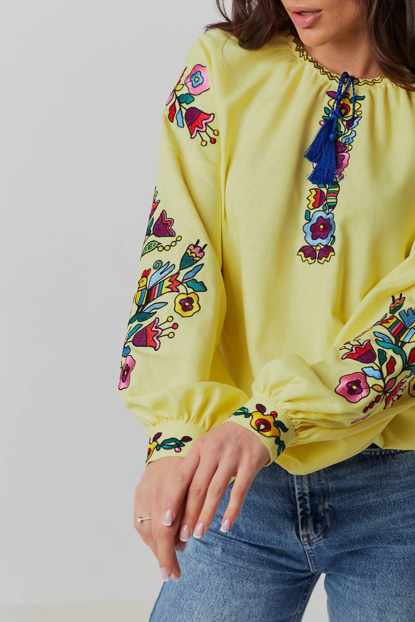 Жіноча вишиванка Гуцулка (жовта) hover image