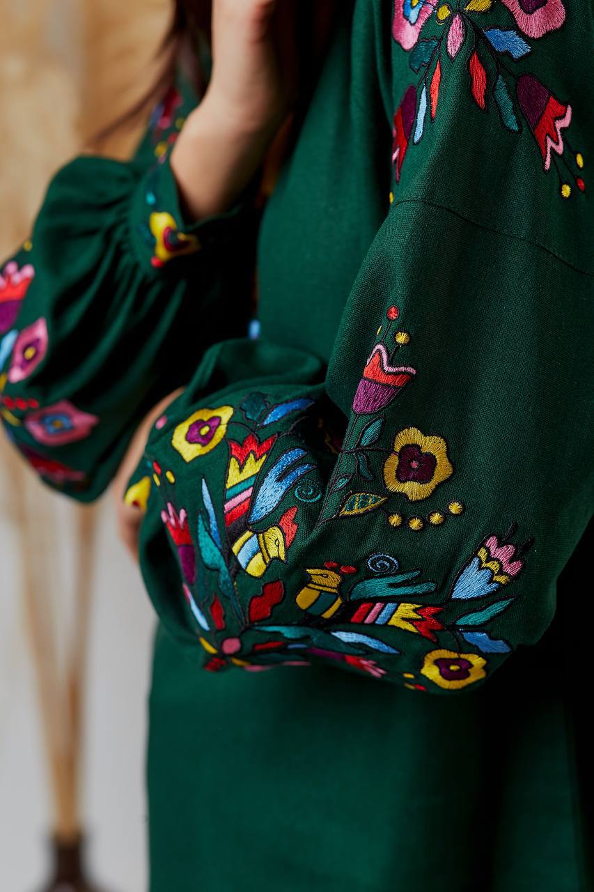 Жіноча вишиванка Гуцулка (зелена)