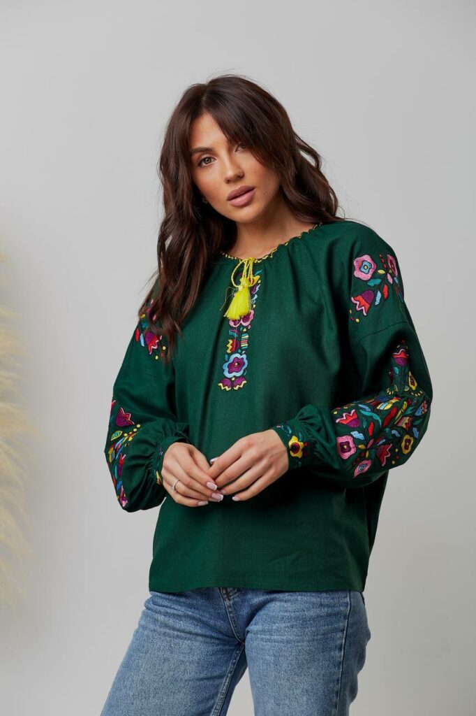 Жіноча вишиванка Гуцулка (зелена)
