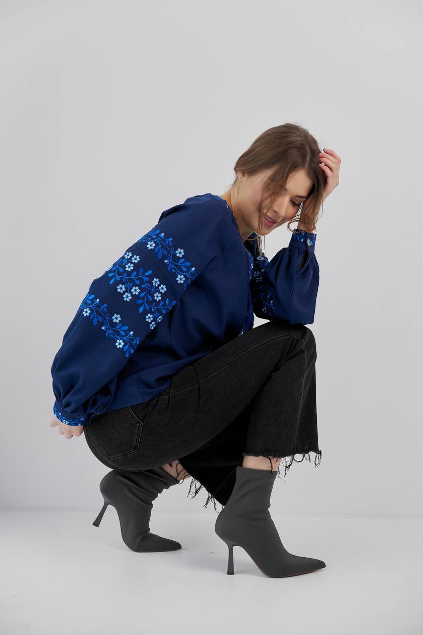 Жіноча вишита сорочка Подолянка (синя)