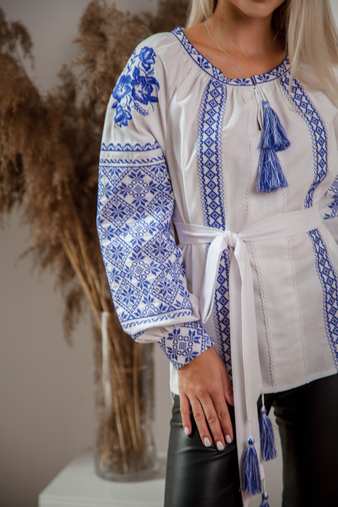 Вишиванка Родислава (біло-блакитна) hover image