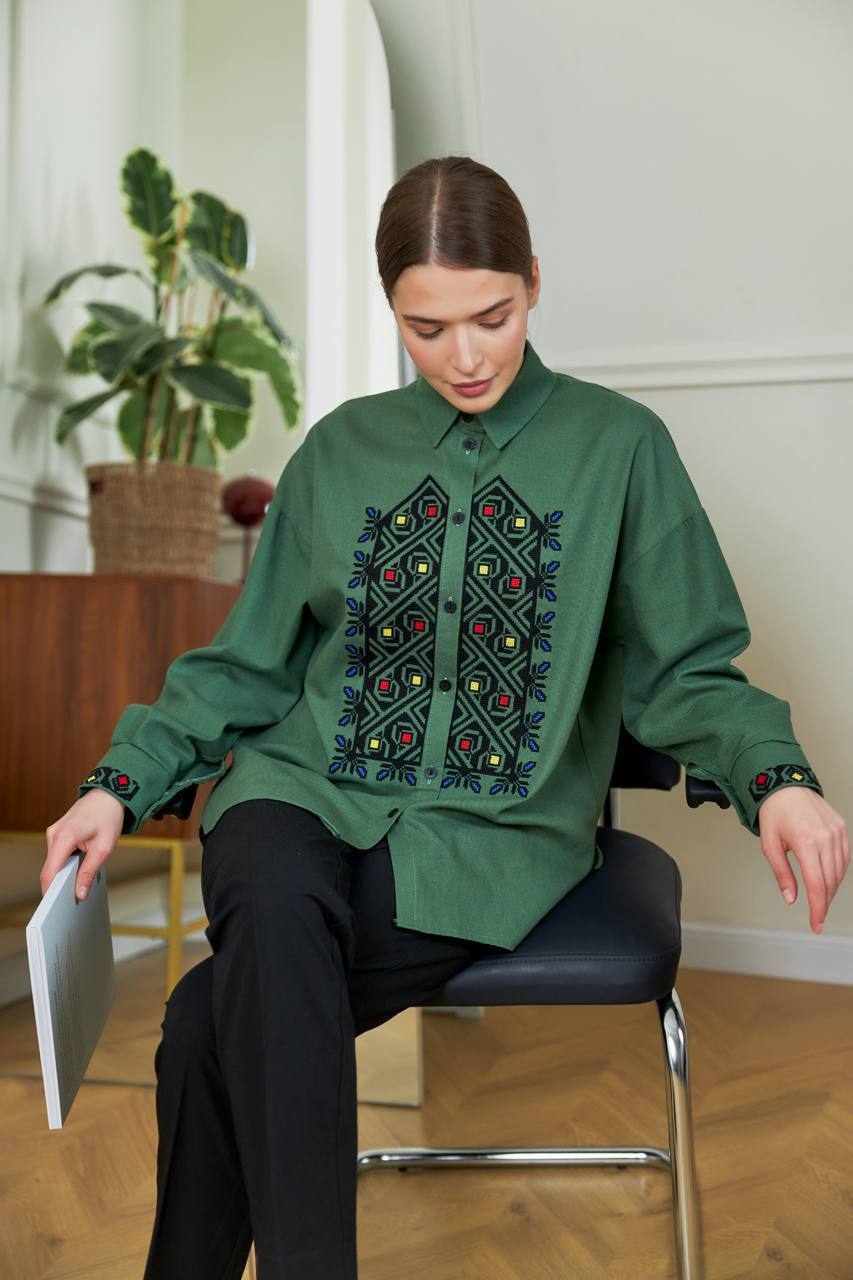 Жіноча вишиванка Серпанок (зелена)