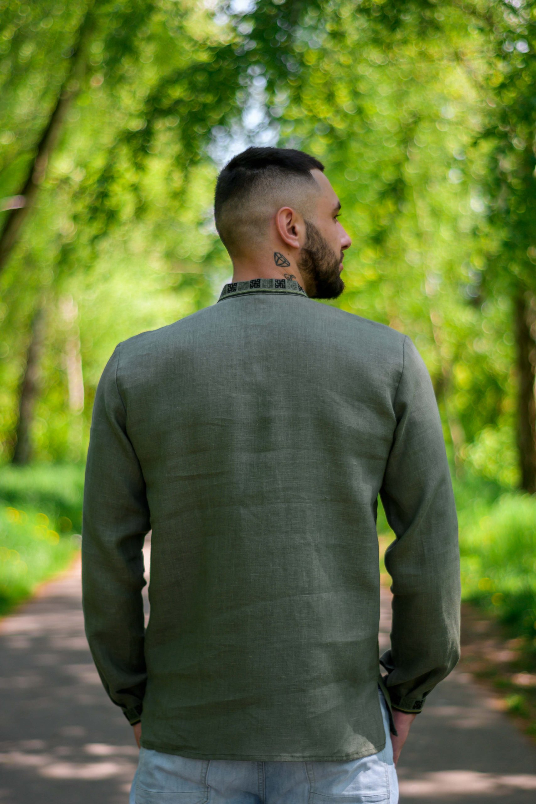 Чоловіча вишиванка Зірка (хакі) hover image