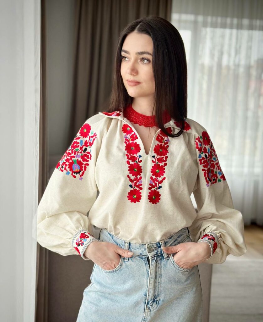 Яворівська вишиванка (беж)