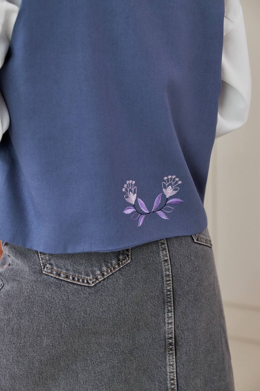 Жіноча вишита жилетка Дивоцвіт (сіро-фіолетова)