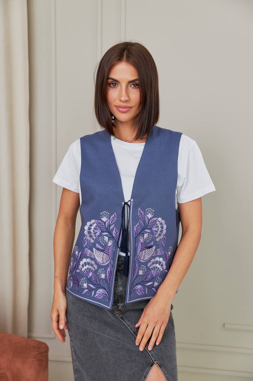Жіноча вишита жилетка Дивоцвіт (сіро-фіолетова)