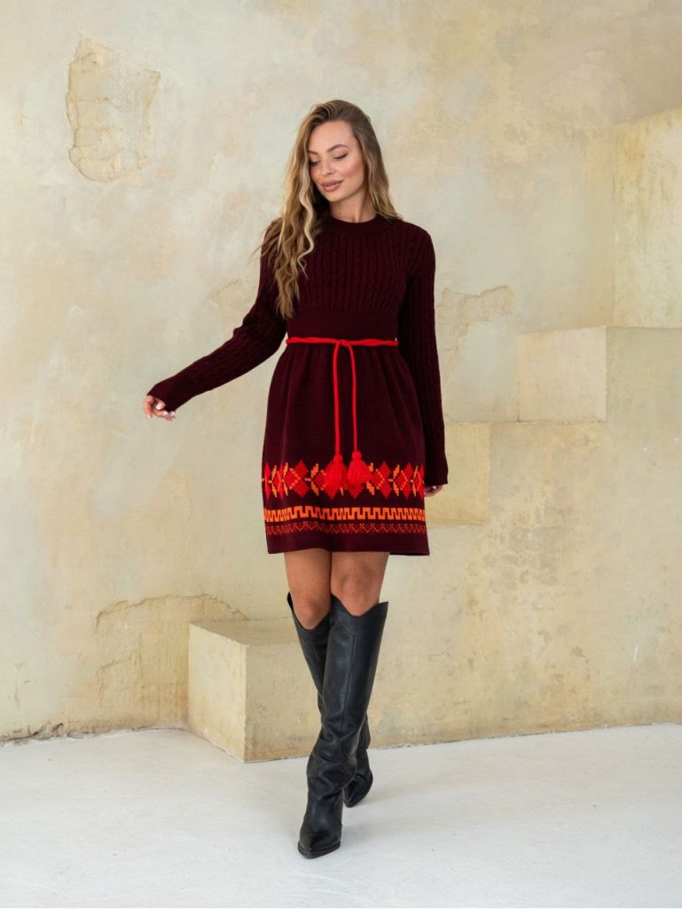 В'язана сукня Етно (бордо)
