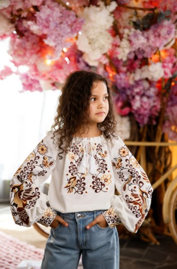 Вишиванка для дівчинки Зозулька (біла з коричневим)