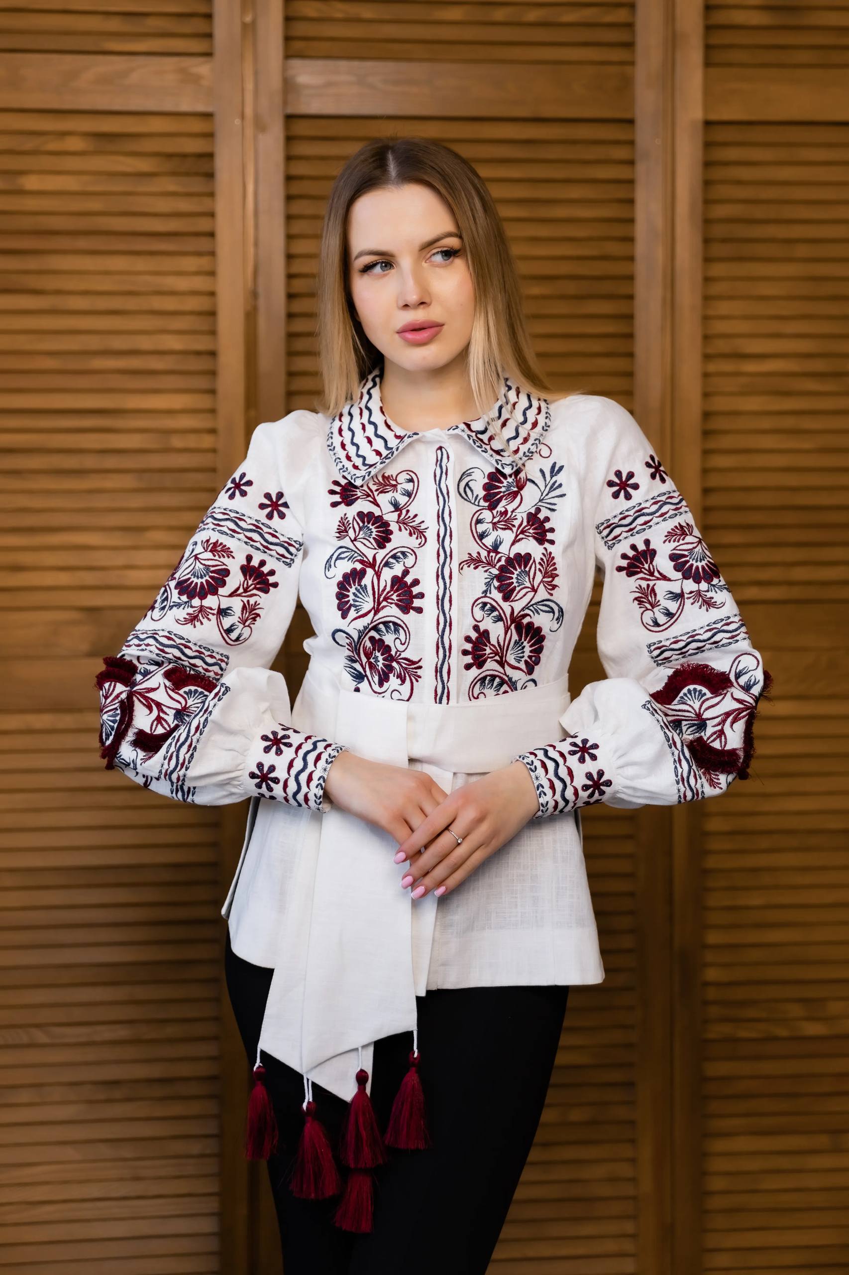 Жіноча вишиванка Біла Перлина (біла)