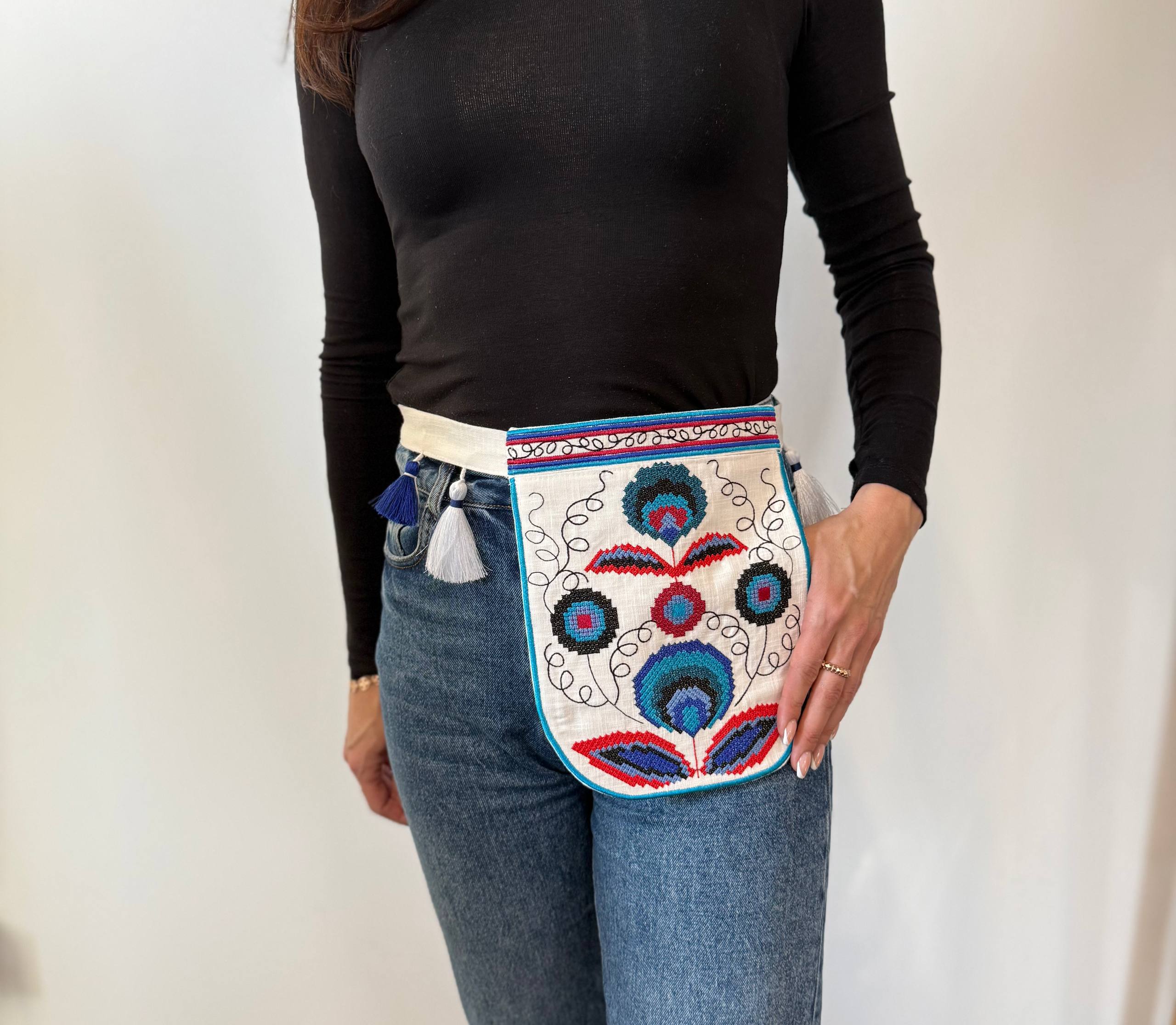 Вишита ладунка Дерево життя (беж) hover image