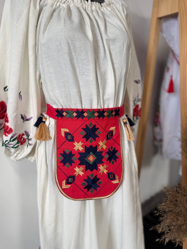 Вишита ладунка Зірка (корал)