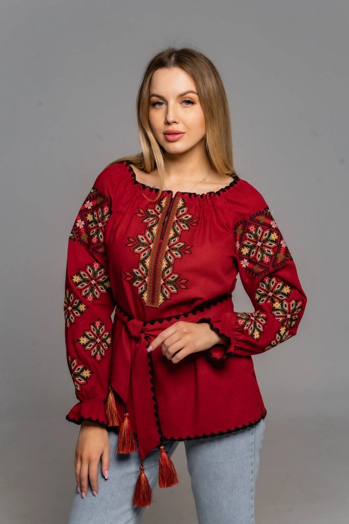 Жіноча вишиванка Сузір'я (червоне т.з червоним)