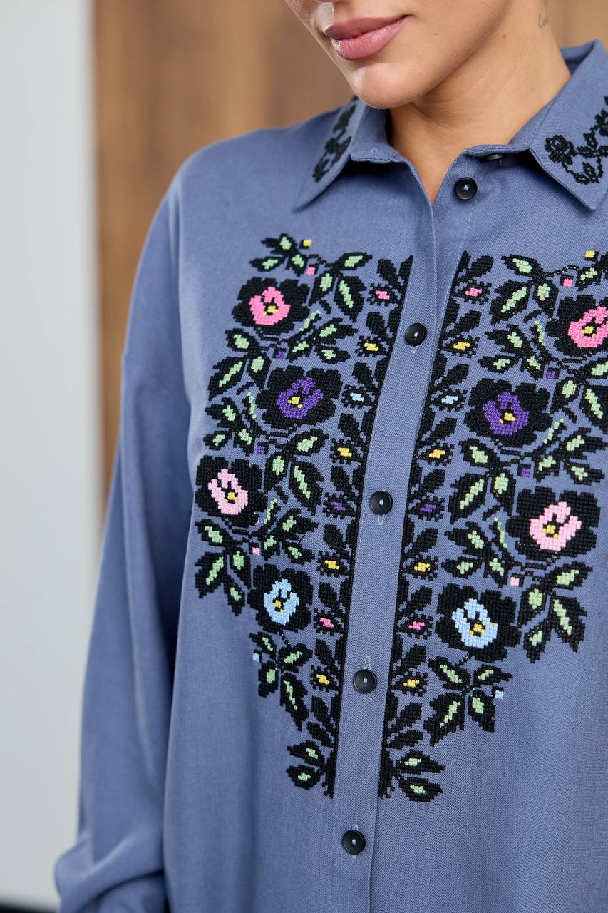 Жіноча вишиванка Трембіта (сіро-блакитна)