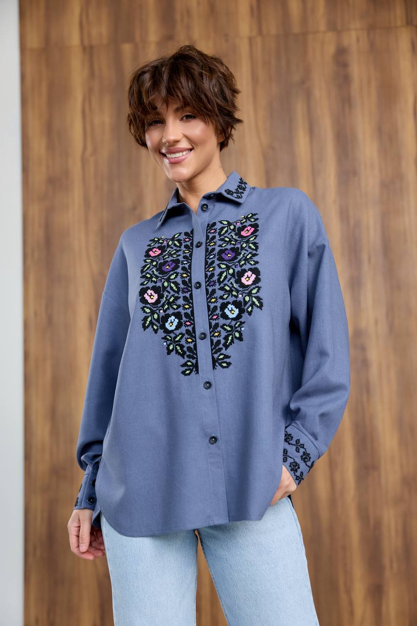 Жіноча вишиванка Трембіта (сіро-блакитна)