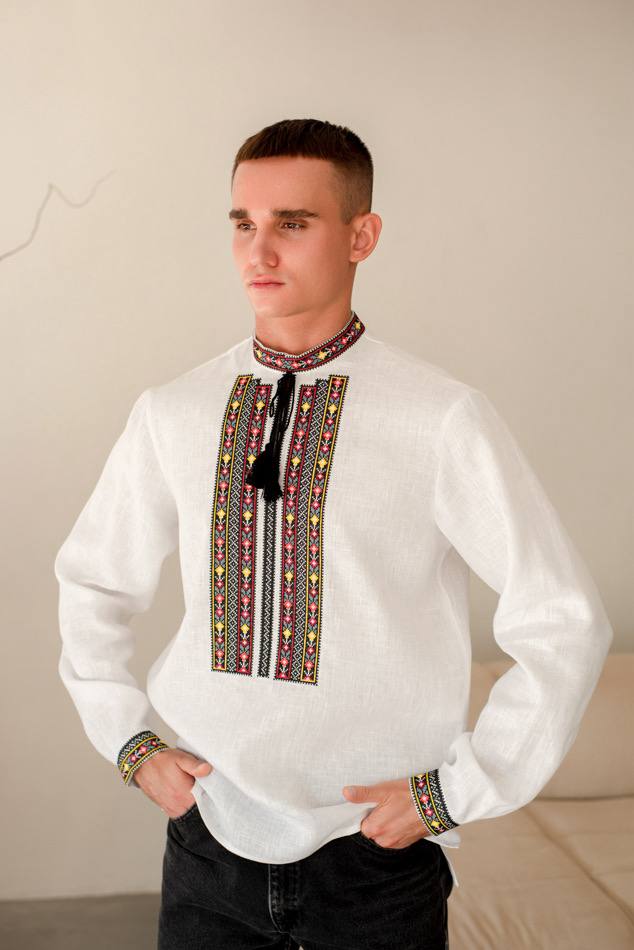 Вишитий комплект Борщівський (білий з червоним)