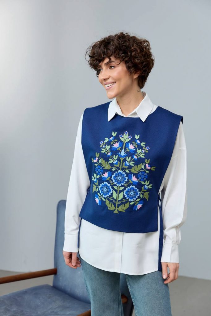 Жіноча вишита манішка Дерево життя  (синя )