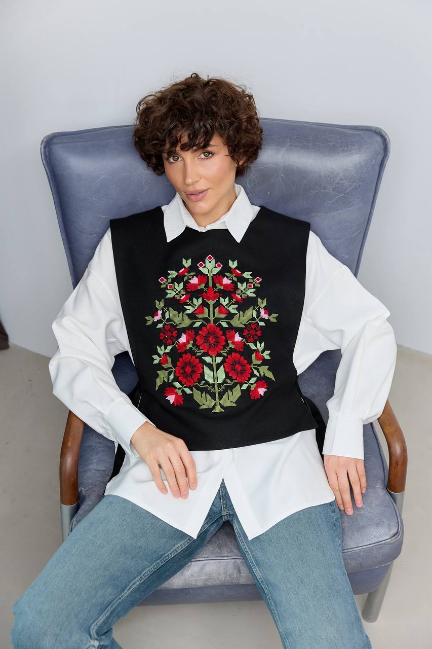 Жіноча вишита манішка Дерево життя  (чорна )