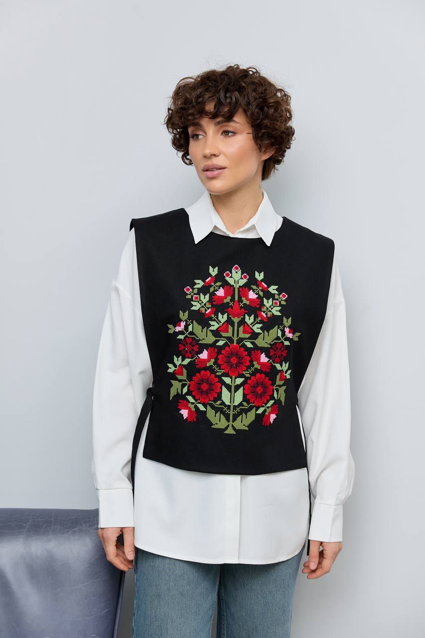 Жіноча вишита манішка Дерево життя  (чорна )