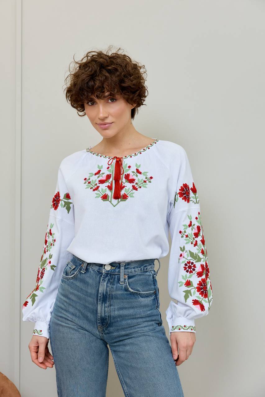 Жіноча вишиванка Дерево життя  (біла)