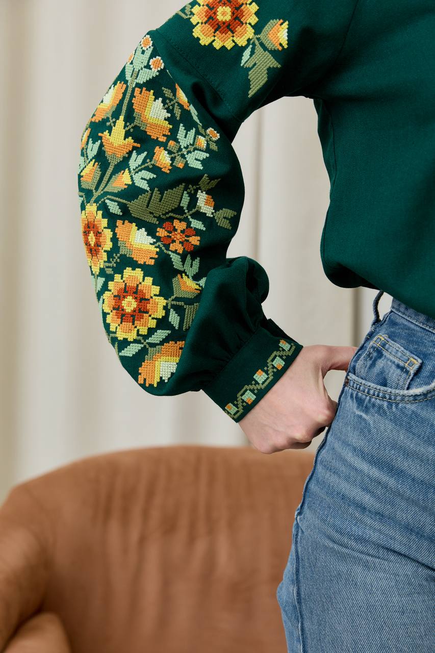 Жіноча вишиванка Дерево життя  (зелена)