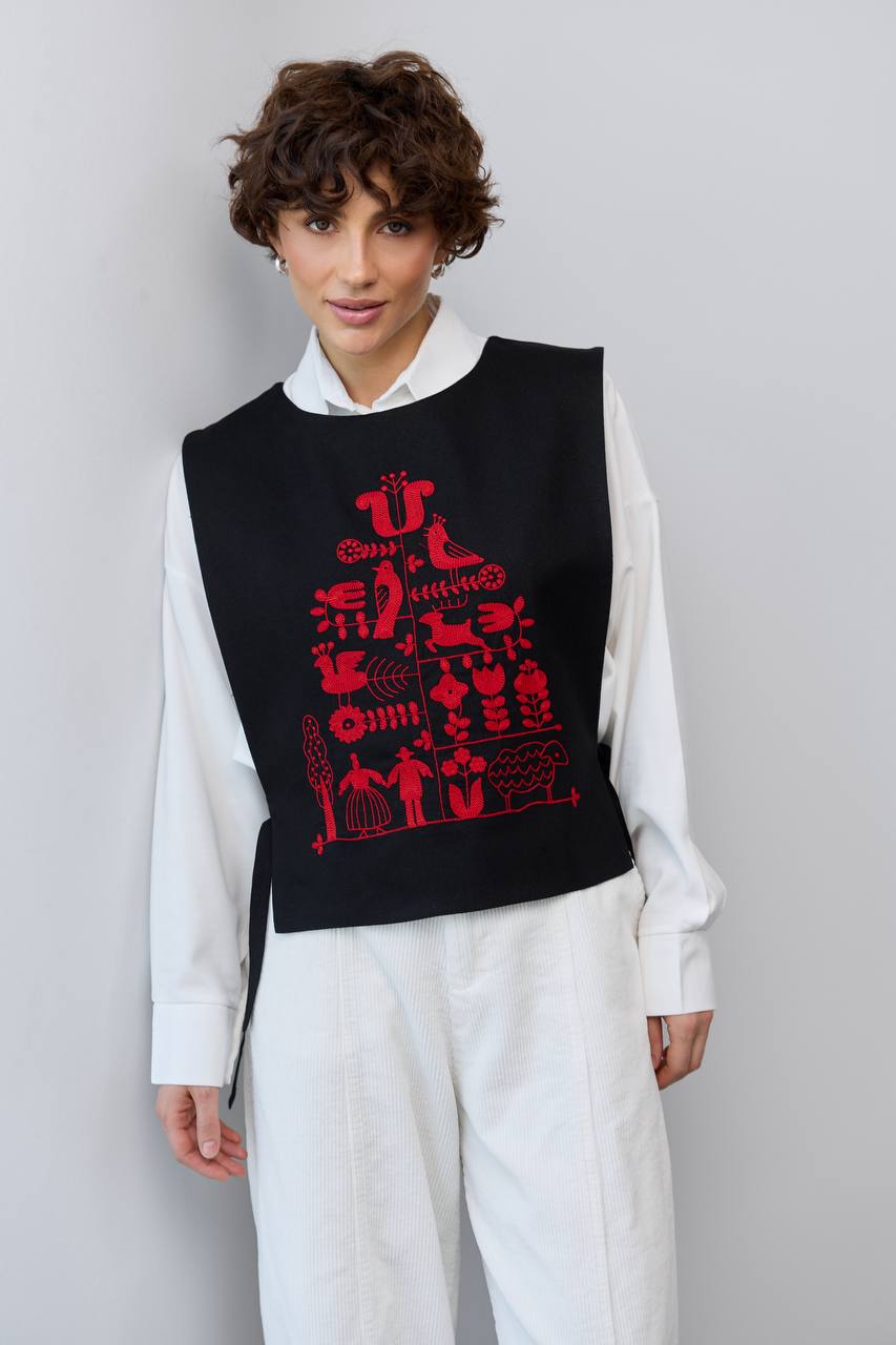 Жіноча вишита манішка Етно код  (чорна з червоним) hover image