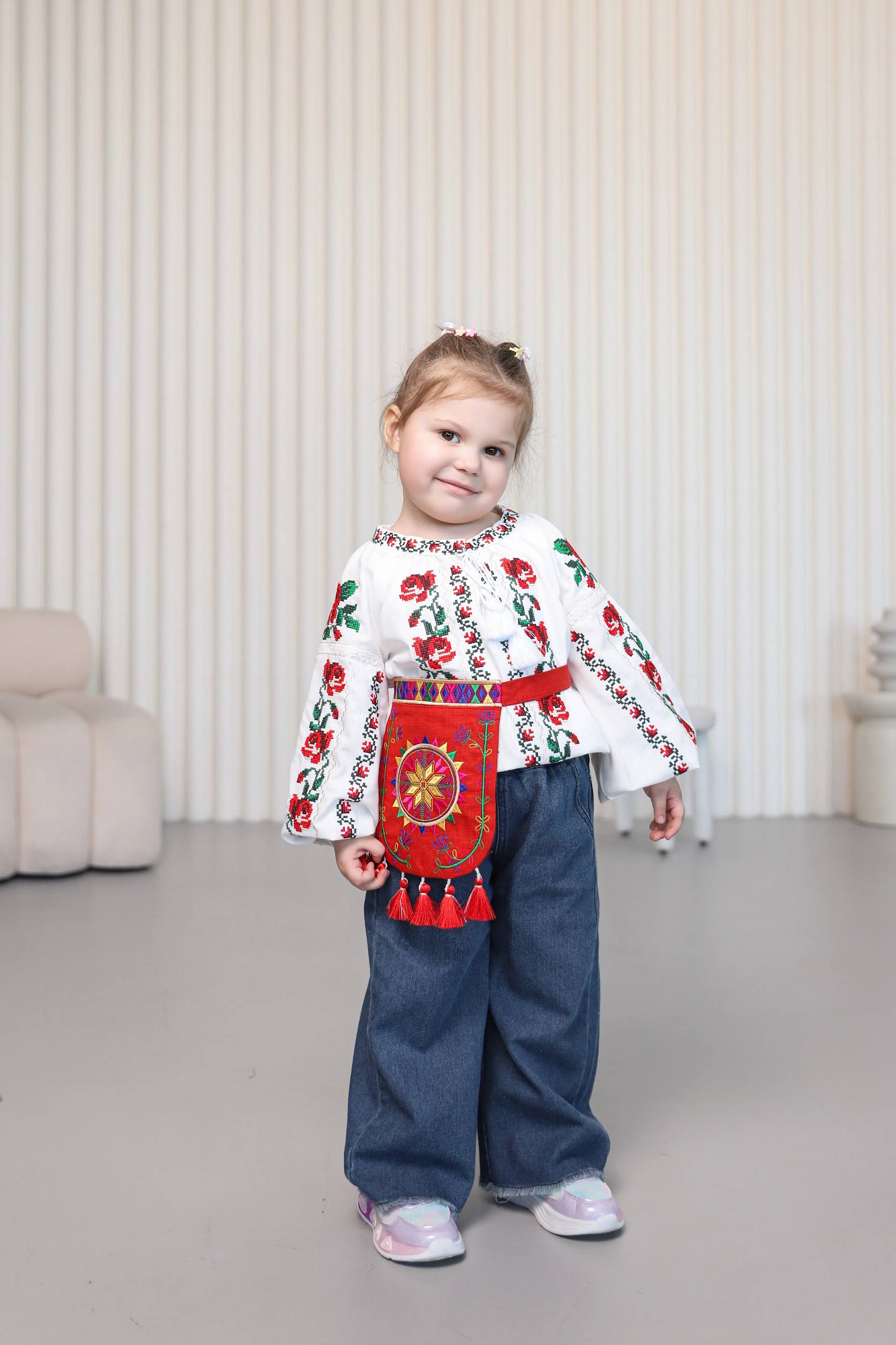 Вишита дитяча ладунка Осердя (червона) hover image